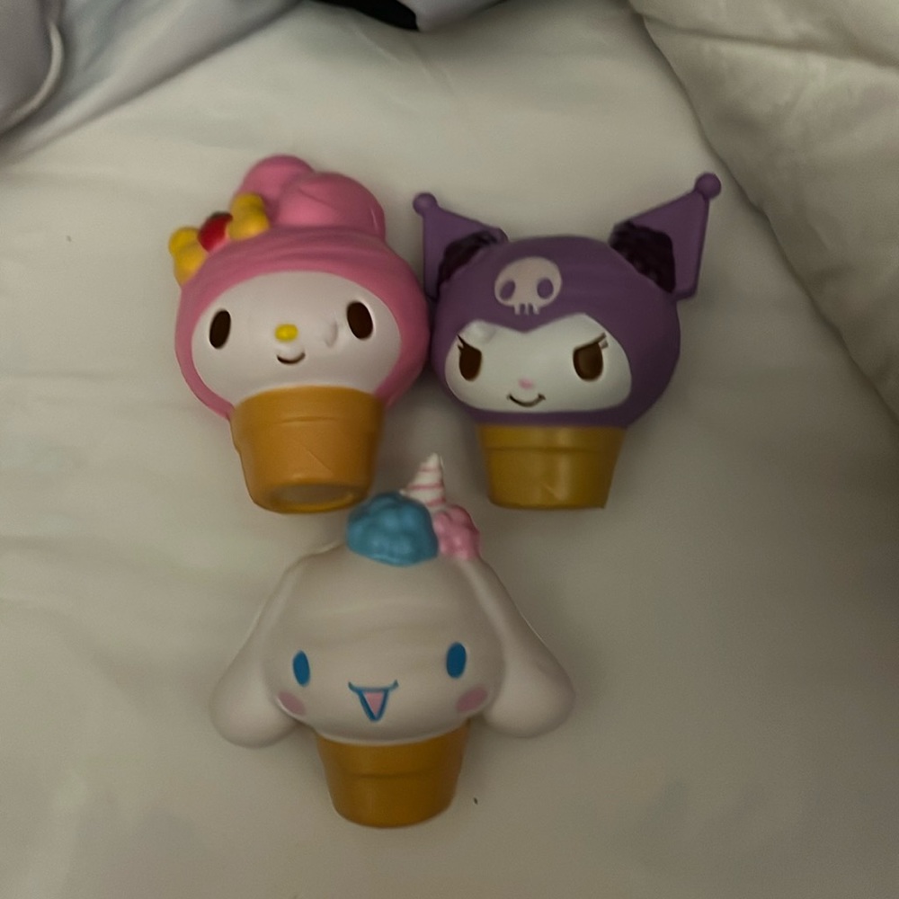 3 squishys